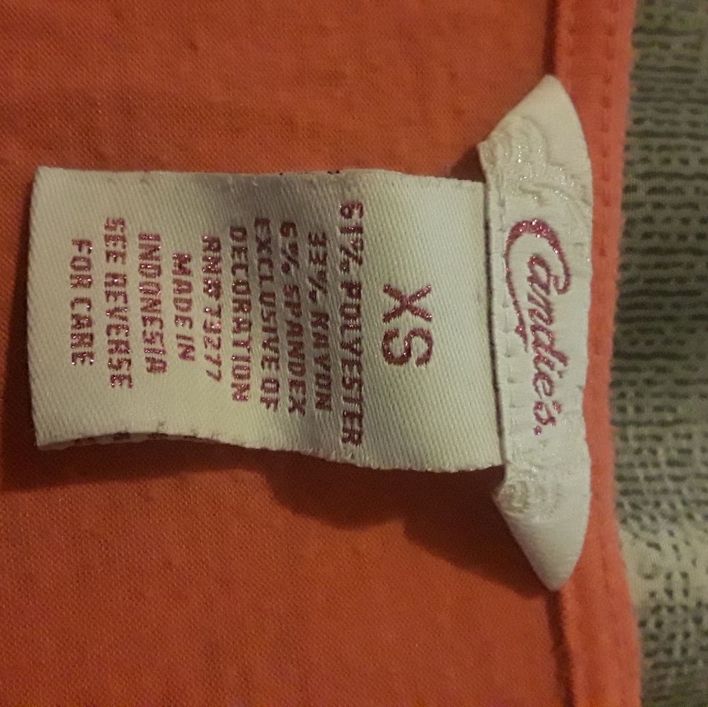 shirt - Picture 2 of 2